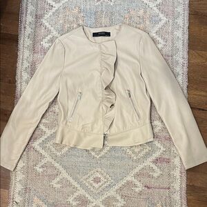 Zara women’s Cream Beige Ruffled Women's Jacket Size Medium